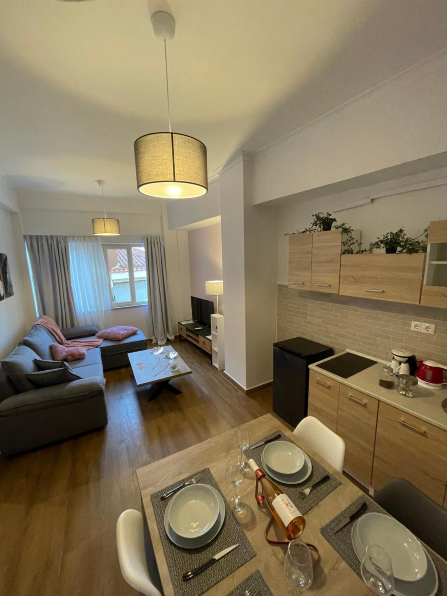 Compass Lofts Athens Apartment Ngoại thất bức ảnh