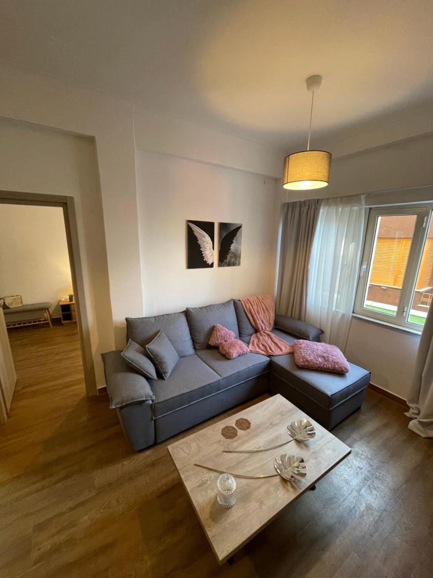 Compass Lofts Athens Apartment Ngoại thất bức ảnh