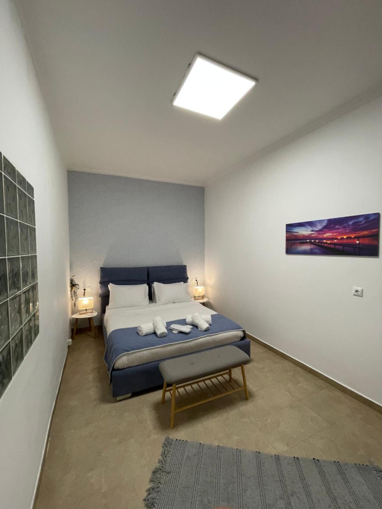 Compass Lofts Athens Apartment Ngoại thất bức ảnh