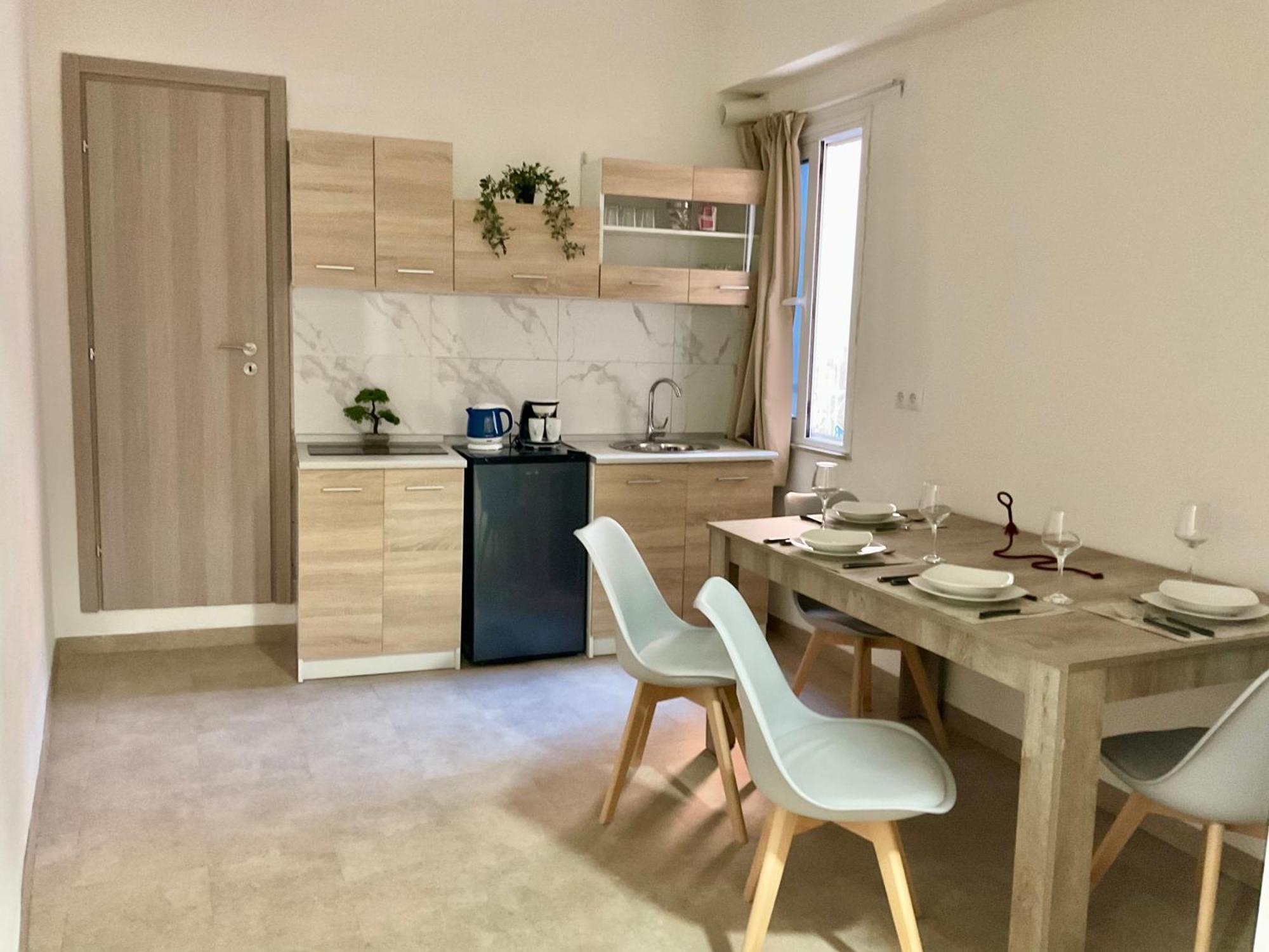 Compass Lofts Athens Apartment Ngoại thất bức ảnh
