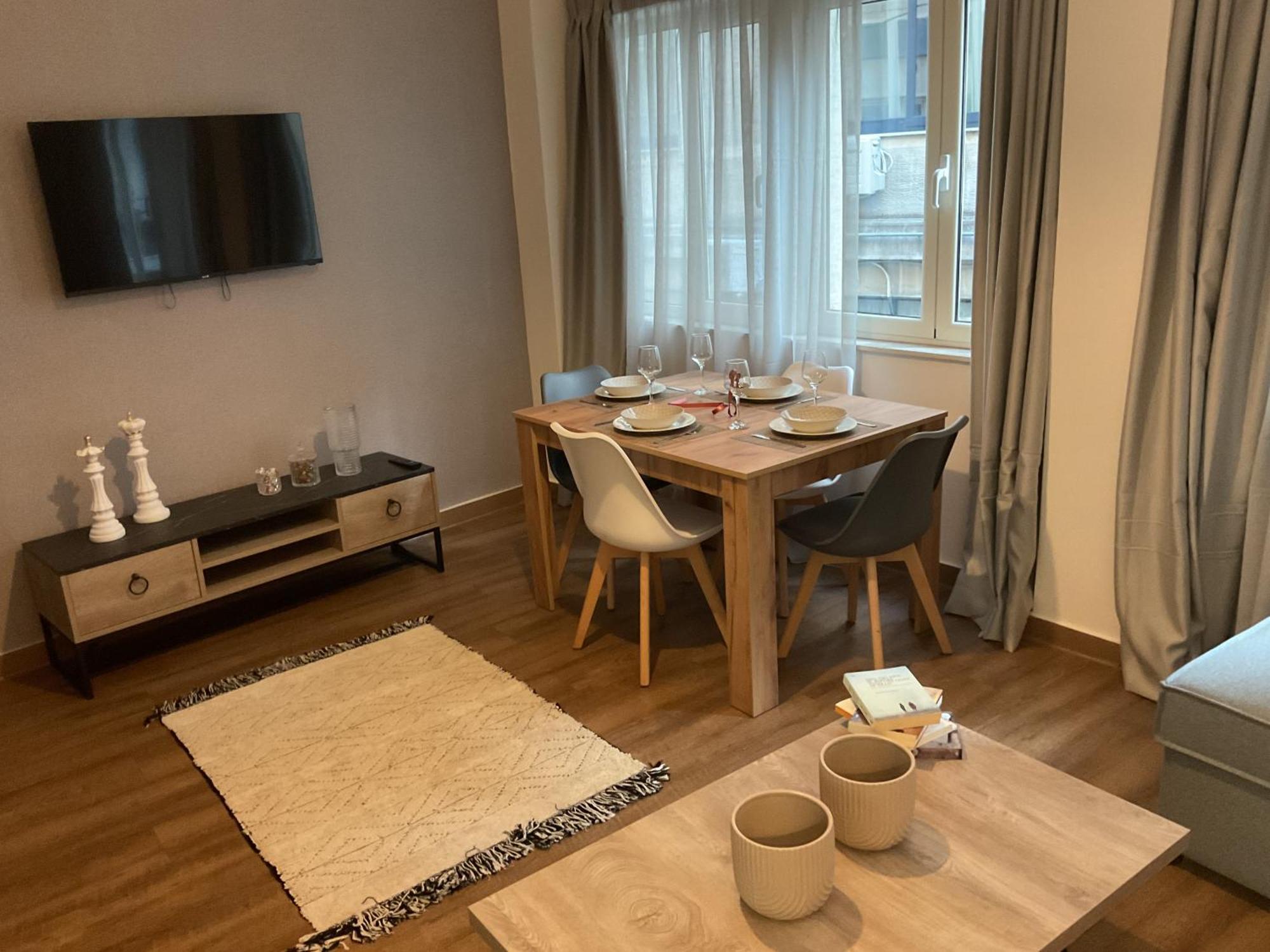 Compass Lofts Athens Apartment Ngoại thất bức ảnh