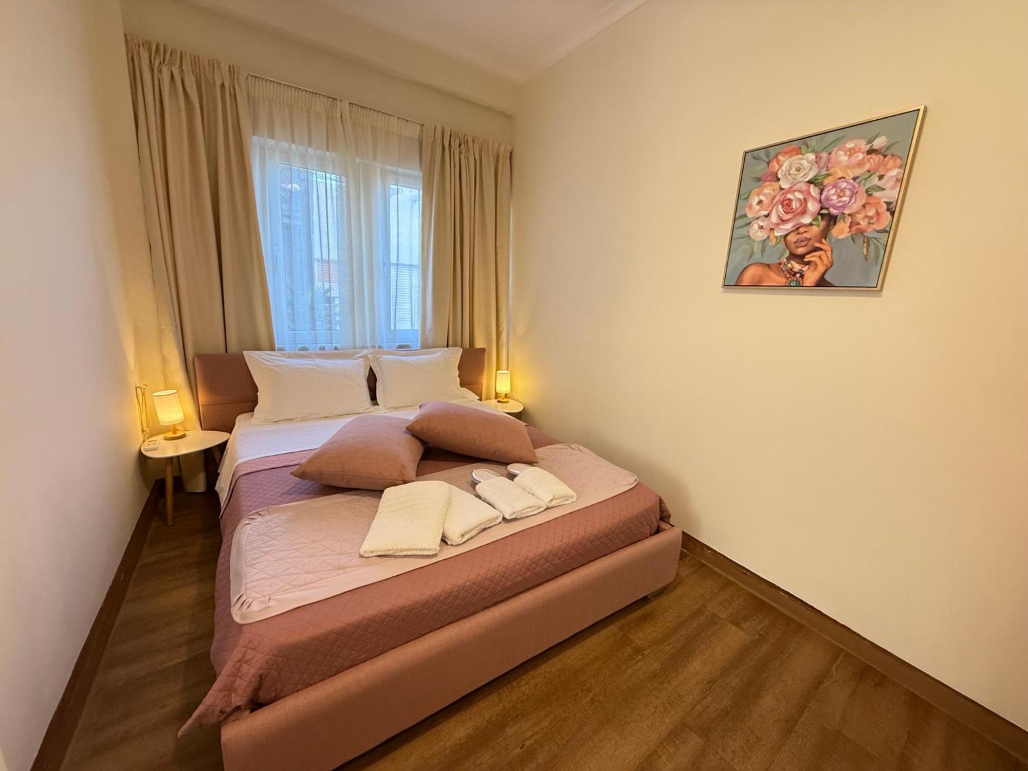 Compass Lofts Athens Apartment Ngoại thất bức ảnh