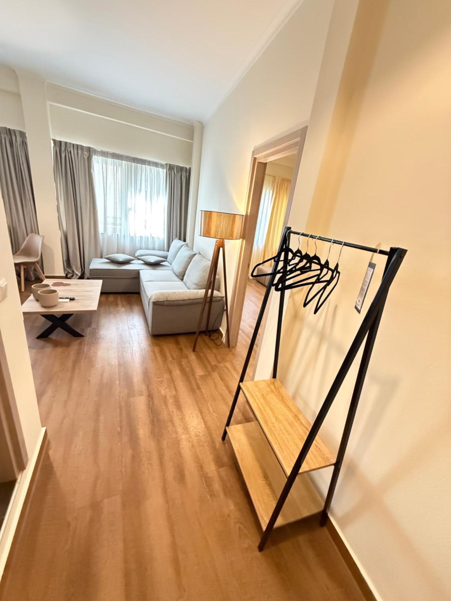 Compass Lofts Athens Apartment Ngoại thất bức ảnh